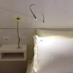 Maison Fleurie Bed and Breakfast Πεσκάρα