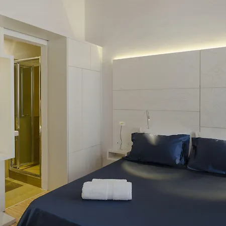 Bed & Breakfast Maison Fleurie 4*
