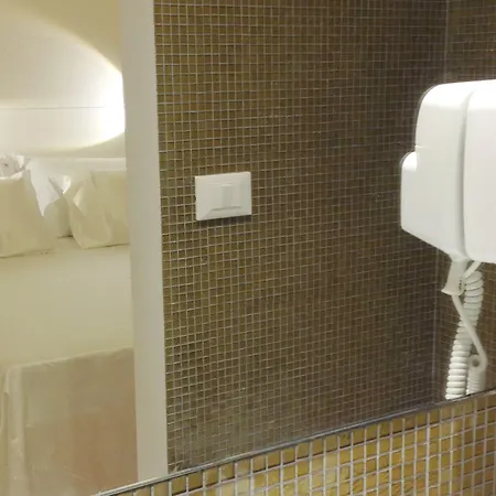 Maison Fleurie فندق مبيت وإفطار بيسكارا