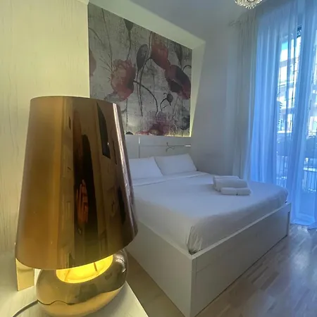 Maison Fleurie Bed & Breakfast