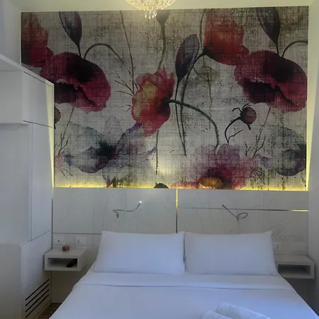 Maison Fleurie Bed & Breakfast 4*