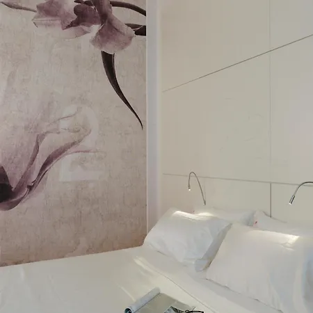 Bed & Breakfast Maison Fleurie 4*