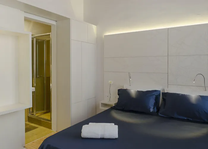 Bed & Breakfast Maison Fleurie 4*