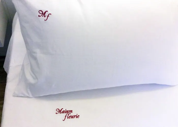 Bed & Breakfast Maison Fleurie 4*