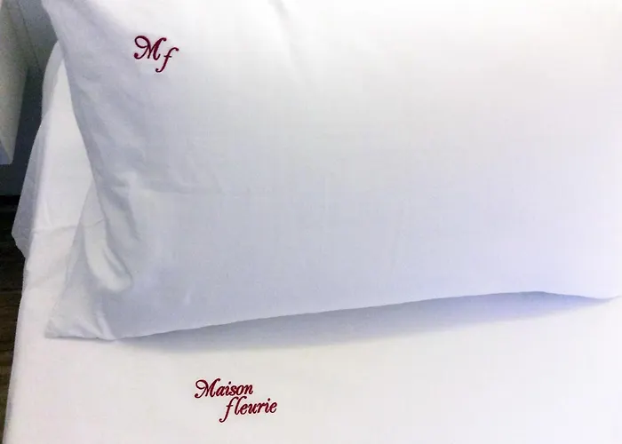 Bed & Breakfast Maison Fleurie 4*